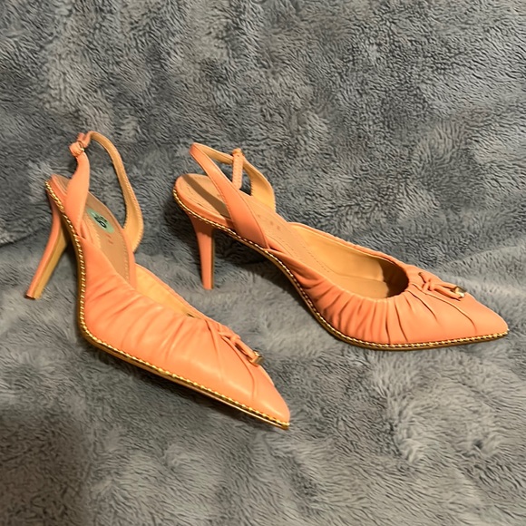 Coach slingback sandal size 8 1/2 fits a 9 also - Picture 1 of 3
